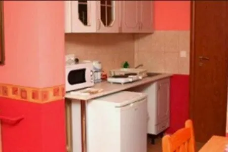 Erdos Apartment *
